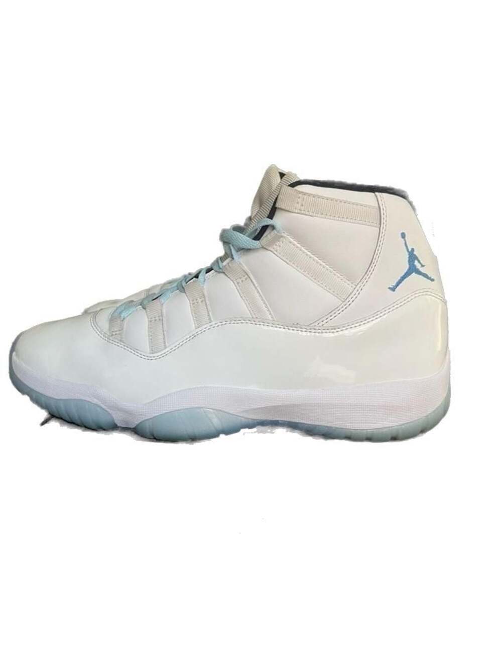 Air Jordan 11 Retro Legend Blue
Men’s size 12 excellent condition